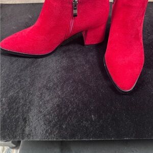 Bold Red Ankle Boots with Chunky Heel and Pointed Toe